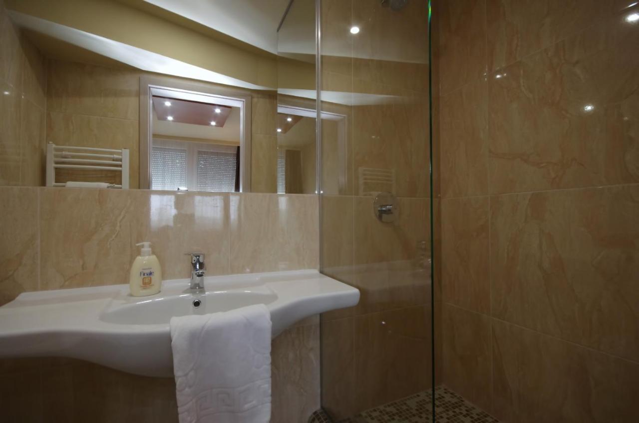 Aqua Hotel Gyula Εξωτερικό φωτογραφία